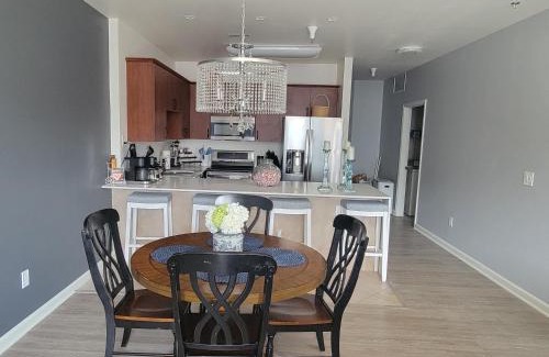 Dearborn Apartment | Guest Rated: 10/10 at Blue Oasis for Your Perfect Stay