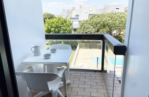 Carnac Apartment | BLEUE OCÉANE Studio: Oceanfront Oasis with Pool Access