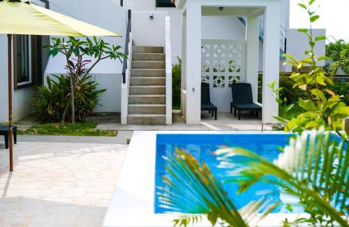 Kabira Villa | Relax at Blue Ocean Resort: 4-Star Stay with Ocean Views