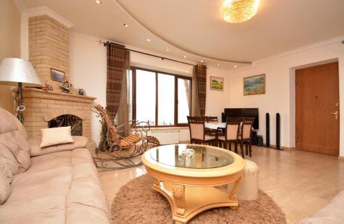Kaputan Villa | Blue Panorama Sevan