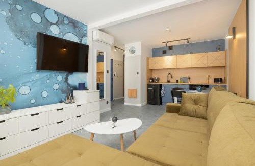 Dziwnow Apartment | Blue Paradise Apartment: Oceanfront Spa & Pool Retreat