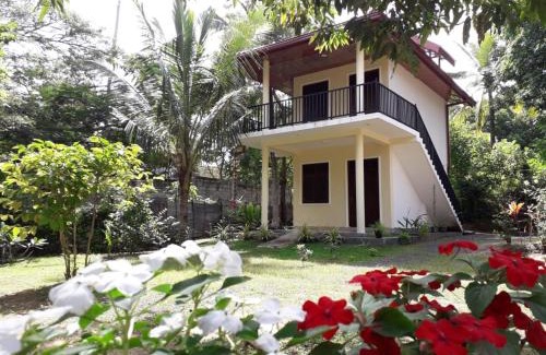 Tangalle House | Captivating Blue Point Rest with Private Beach and Ocean Views