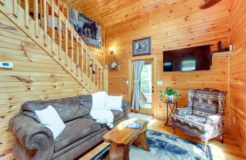Blue Ridge House | Top-Rated Blue Ridge Cabin with Deck & Screened Porch