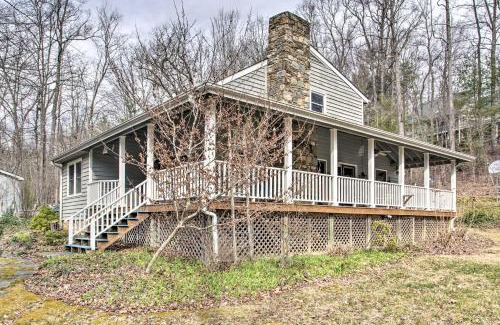 Gerton House | Relaxing Blue Ridge Mountain Escape Near Chimney Rock