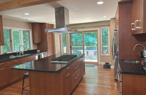 Boone House | Blue Ridge Parkway Lodge: Pet-Friendly Retreat with Hot Tub