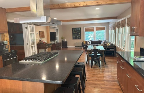 Boone House | Blue Ridge Parkway Lodge: Pet-Friendly Retreat with Hot Tub