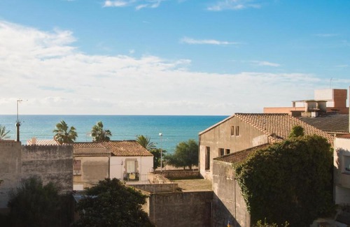Canet de Mar Apartment | Exceptional Blue Sea Apartment - 4 Star, Family-Friendly Stay