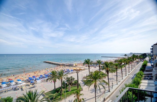 Sitges Town Center Apartment | Idyllic Blue Sea Front Retreat by Hello Homes Sitges
