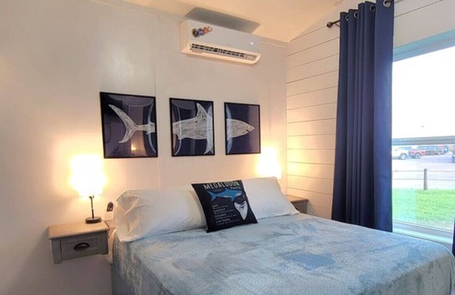 Indianola House | Oceanfront Blue Shark Cottage with Family-Friendly Amenities