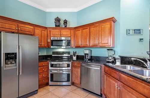 Fort Morgan Cottage | Blue Skies: Family-Friendly Oceanfront Retreat with Pool