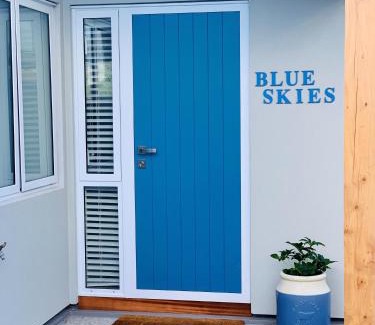 Lake Hayes Apartment | Pet-Friendly Blue Skies Guest Accommodation - Rated 9.9/10