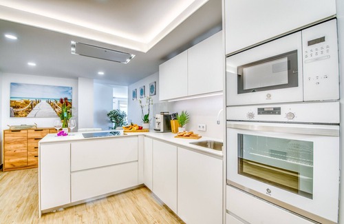 Alcudia Apartment | Oceanfront Blue Sky Apartment with Spectacular Sea Views