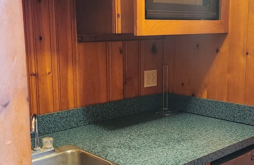Gettysburg Hotel | Cozy Blue Sky Motel: Family-Friendly with Breakfast Included