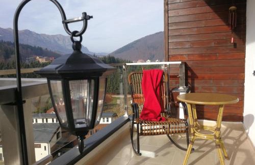 Sinaia Apartment | Pet-Friendly Blue SKY Resort Colina Marei - 4-Star Retreat