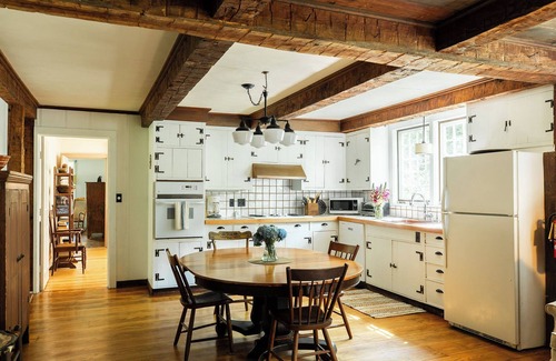 Accord House | Unwind at Blue Springs: Secluded Escape by Minnewaska Park