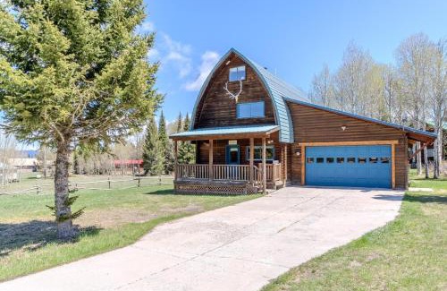Lazy Acres House | Exceptional Blue Spruce Cabin: Family-Friendly Stay Awaits