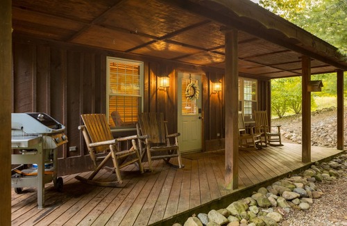 Millersburg Cabin | Experience Blue Spruce: Trailside Lodging with Spa & Breakfast