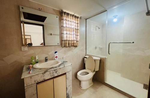 Basundhara Residential Area Apartment | Cozy Blue Star Sun Serviced Apartment with Pet-Friendly Perks