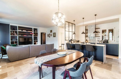 Riva Apartment | Experience Comfort at Blue Stay - My Home in Como