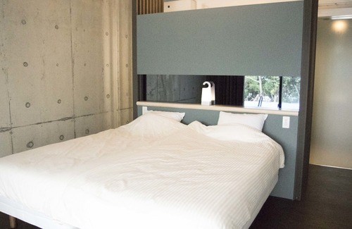Aka Hotel | Experience Unmatched Comfort at Blue Suites Hanamuro