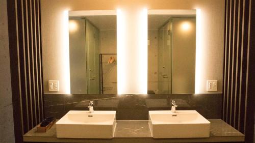 Aka Hotel | Premier Oceanview Retreat at Blue Suites Hanamuro