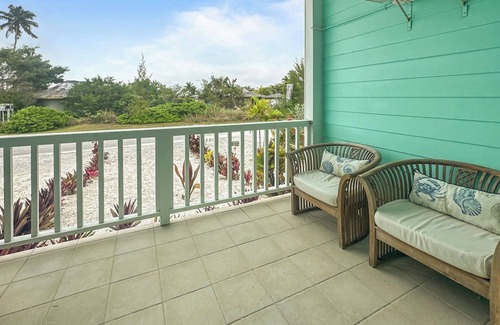 Treasure Cay Condo | Family-Friendly Blue Water Paradise: 3-Bedroom Condo Awaits