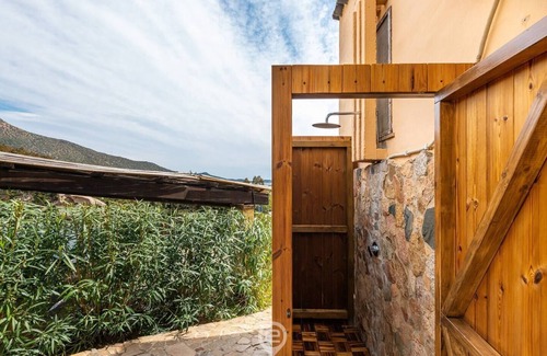 Porto Sa Ruxi House | Inviting Blue Waters House in Villasimius with Pool & Breakfast