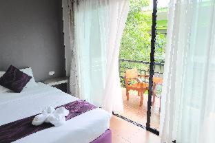 Koh Tao Hotel | Discover Blue Wave House: Family-Friendly Retreat Awaits