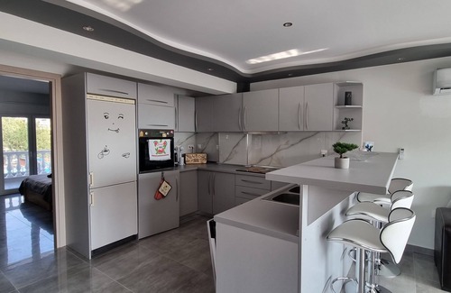 Nea Propontida Apartment | Cozy Blue Waves Apartment 1 with Ocean View, Steps from Beach
