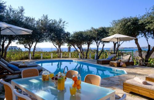 Kissonerga Villa | Blue Waves Villa: Family-Friendly Oceanfront Escape