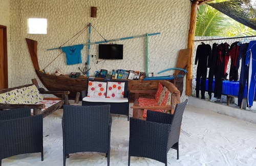 Dharavandhoo House | Discover Blue World Dharavandhoo: A Tranquil Retreat