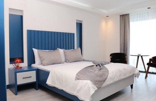 Atakum Bed & Breakfast | Discover Comfort at Blueay Butik Otel with Great Amenities