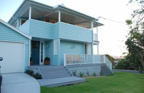 Green Point House | Bluebell: Oceanfront Escape with Pool & Spa Amenities