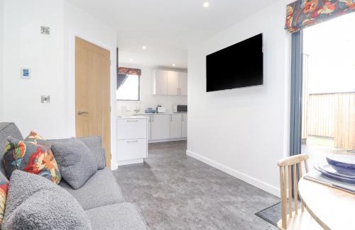 Hutton House | Discover Bluebell Cabin: Pet-Friendly 4-Star Retreat