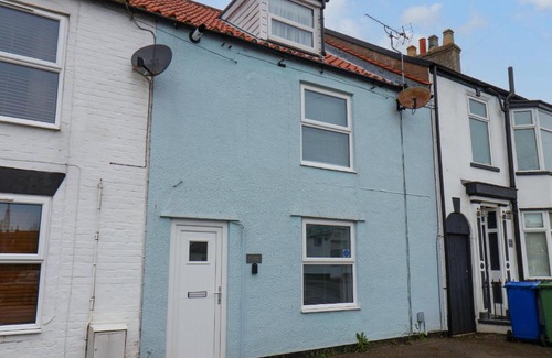 Flamborough House | Pet-Friendly Bluebell Cottage with a Perfect 10/10 Rating