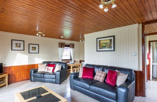 Newton Stewart House | Bluebell Lodge 4 with Hot Tub, Newton Stewart