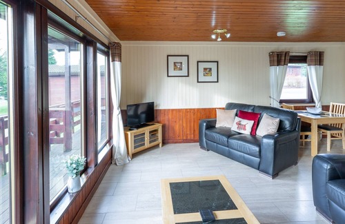 Newton Stewart House | Bluebell Lodge 4 with Hot Tub, Newton Stewart