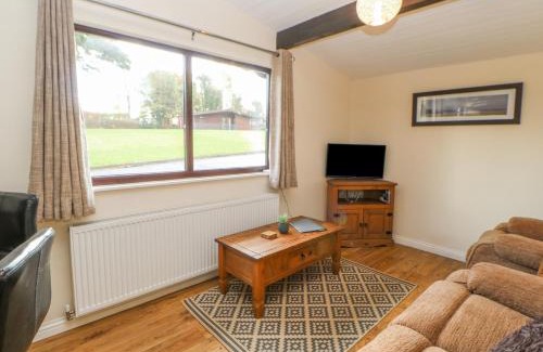 Saltburn-by-the-Sea House | Explore Comfort at Bluebell Lodge - 4-Star Pet Friendly Stay