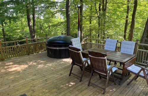 Orkelljunga Municipality House | Family-Friendly Retreat at Blueberry Hill - Guest Rated 9.8