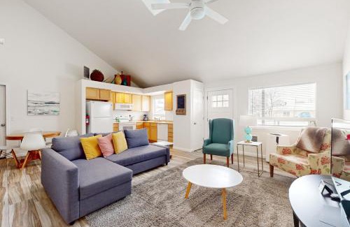 Mountain View District House | Bluebird Day: Family-Friendly Retreat with Pet Access