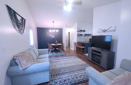 Georgetown House | Family-Friendly Bluegrass Haven: 3BR Retreat Near Horse Park
