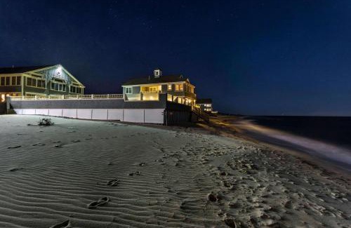 Dennis Port Hotel | Discover Bluegreen Vacations The Breakers: 4-Star Ocean View Retreat