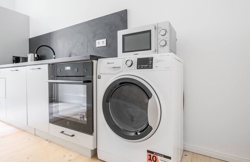 Alt-Treptow Apartment | Blueground | Alt-Treptow, view, nr Spreeufer