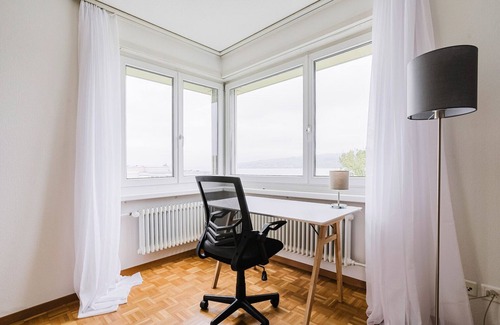 Horgen District Apartment | Blueground | Au, w/d, 3 min to market by bus