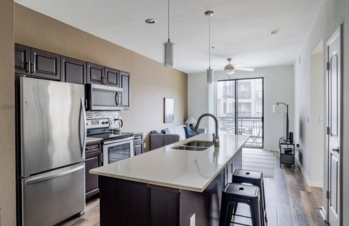 North Burnet Apartment | Blueground | Domain, pool & gym, nr stadium
