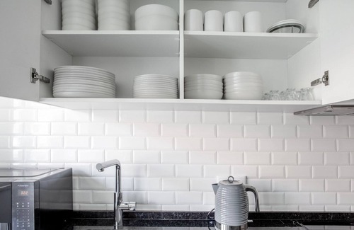 Santa Isabel Apartment | Blueground Estrela: Family-Friendly Stay with Full Kitchen