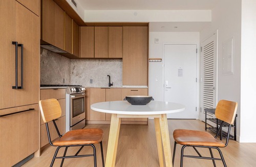 Gowanus Apartment | Blueground | Gowanus, rooftop pool, nr Prospect Park