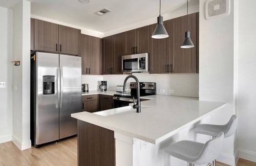 Hancock Apartment | Blueground | Hancock, pool, nr Zilker Park