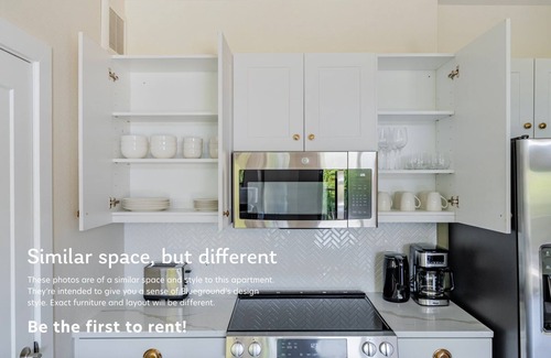 Scofield Farms Apartment | Blueground | Scofield Farms, pool, nr Walnut Creek Park