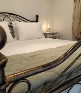 Palekastro House | Family-Friendly Retreat at BlueHouse III - Rated 9/10